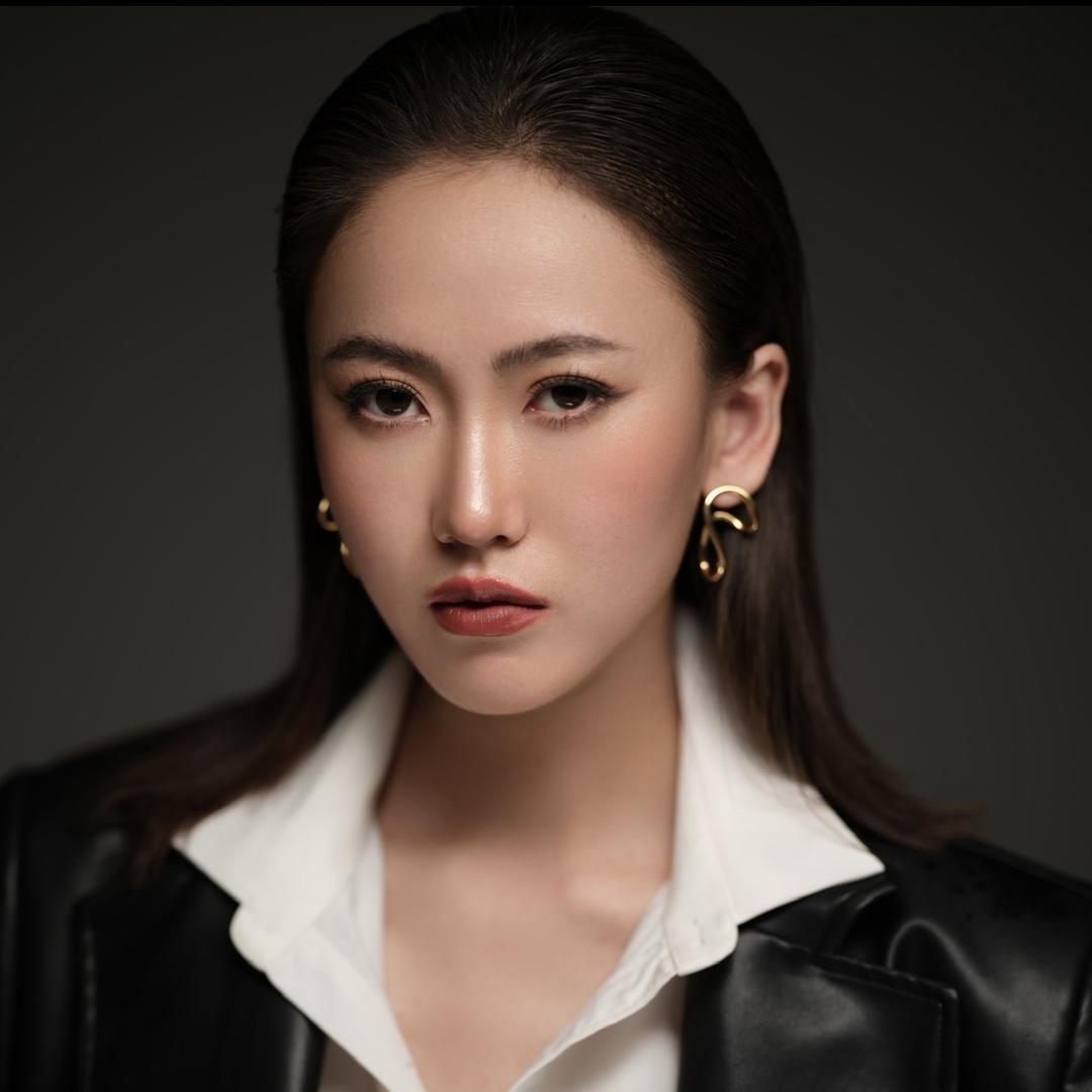 呼市形体模特阿老师