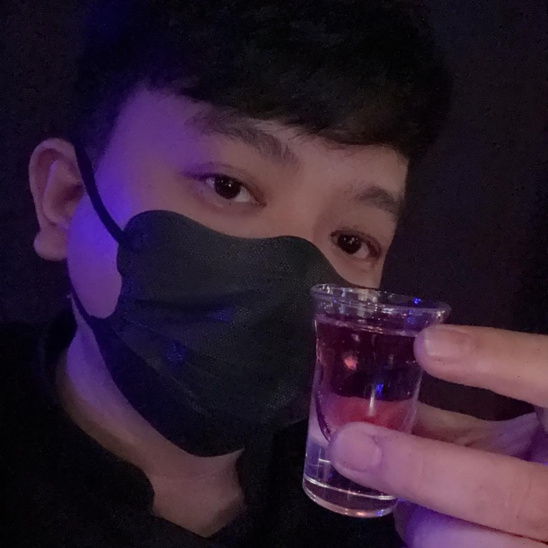 满上碳烧板前酒肆