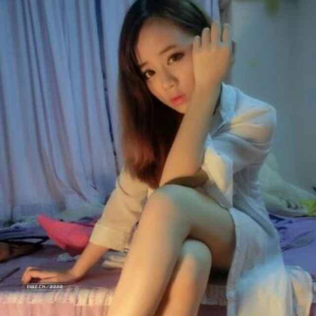 👑依女王