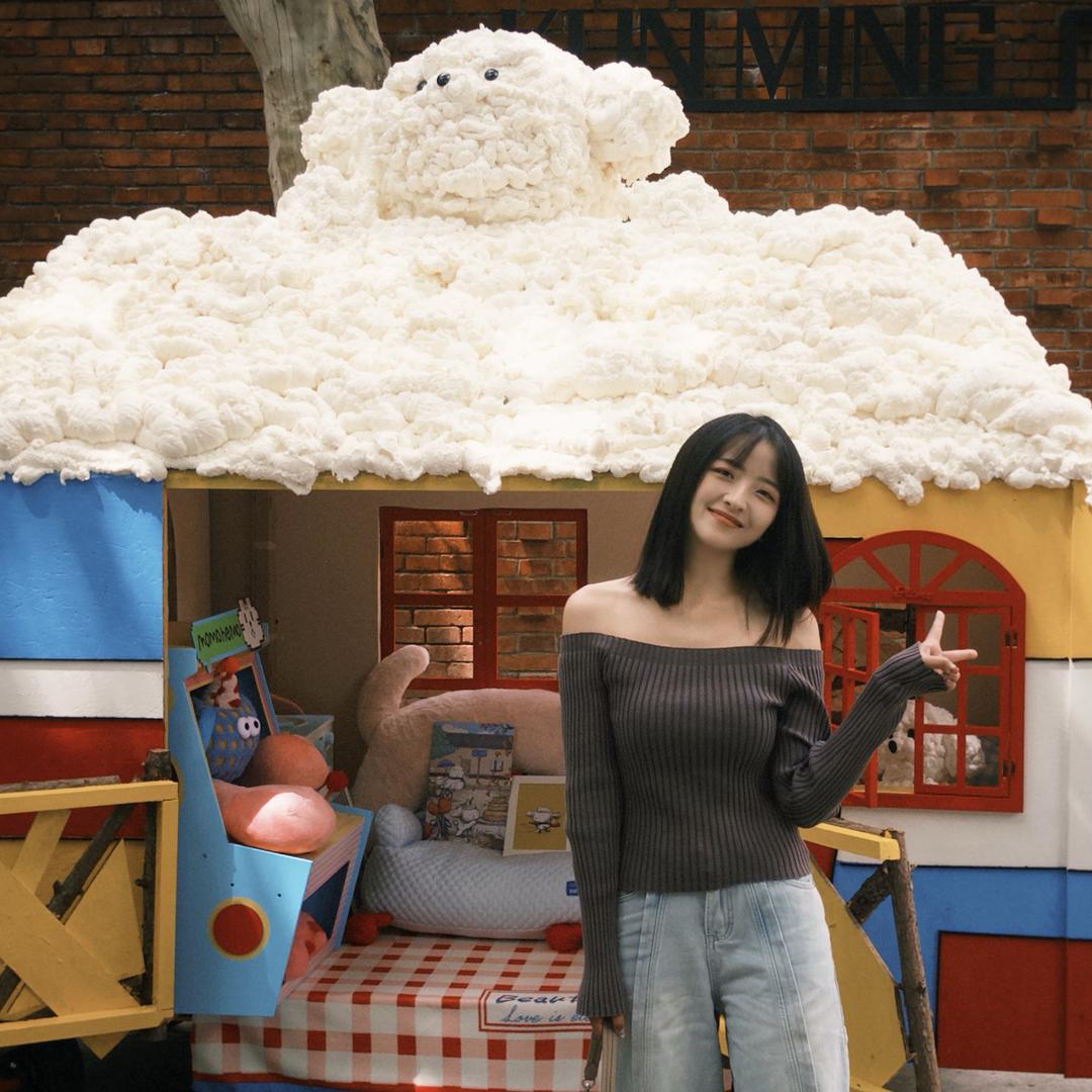 L IU