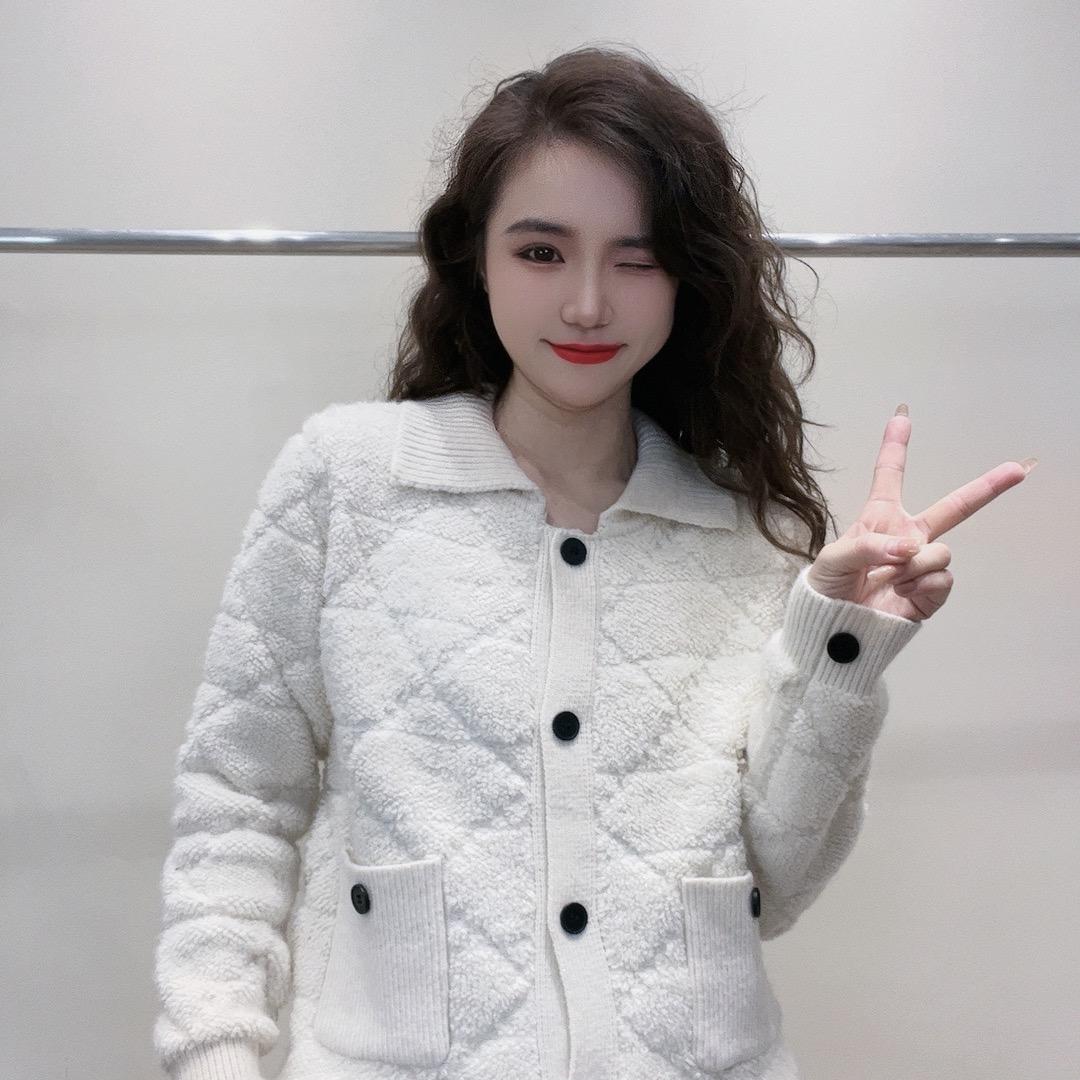 深圳南油洛奇李服饰