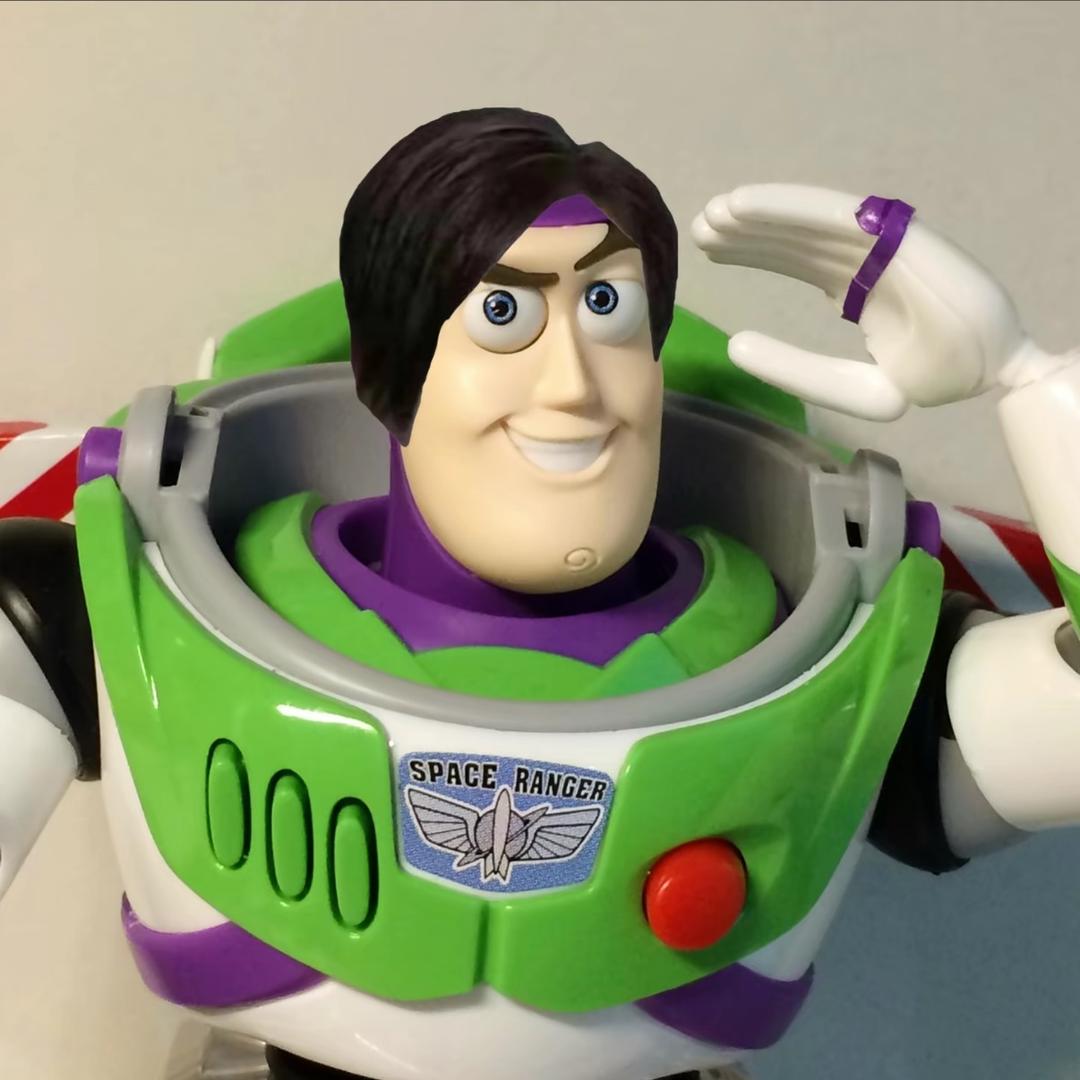 Buzz Lightyear~