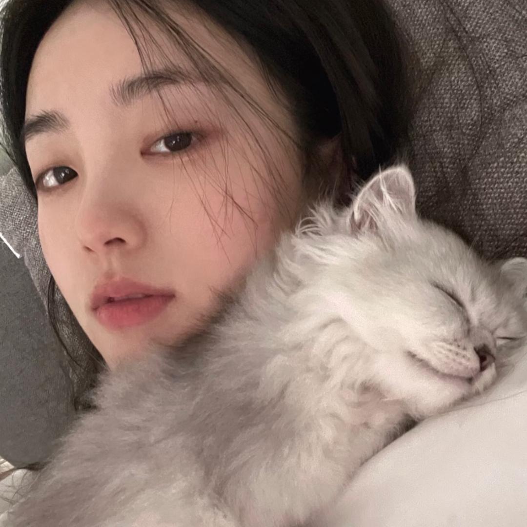 每天睡够十小时