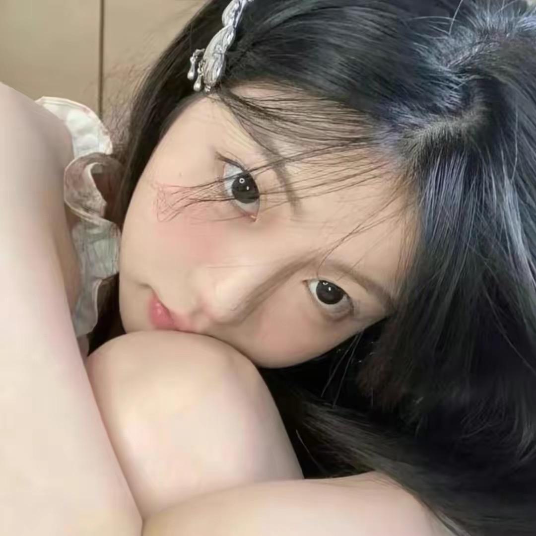 𝑼𝒔𝒕𝒊𝒏𝒊𝒂𝒏.