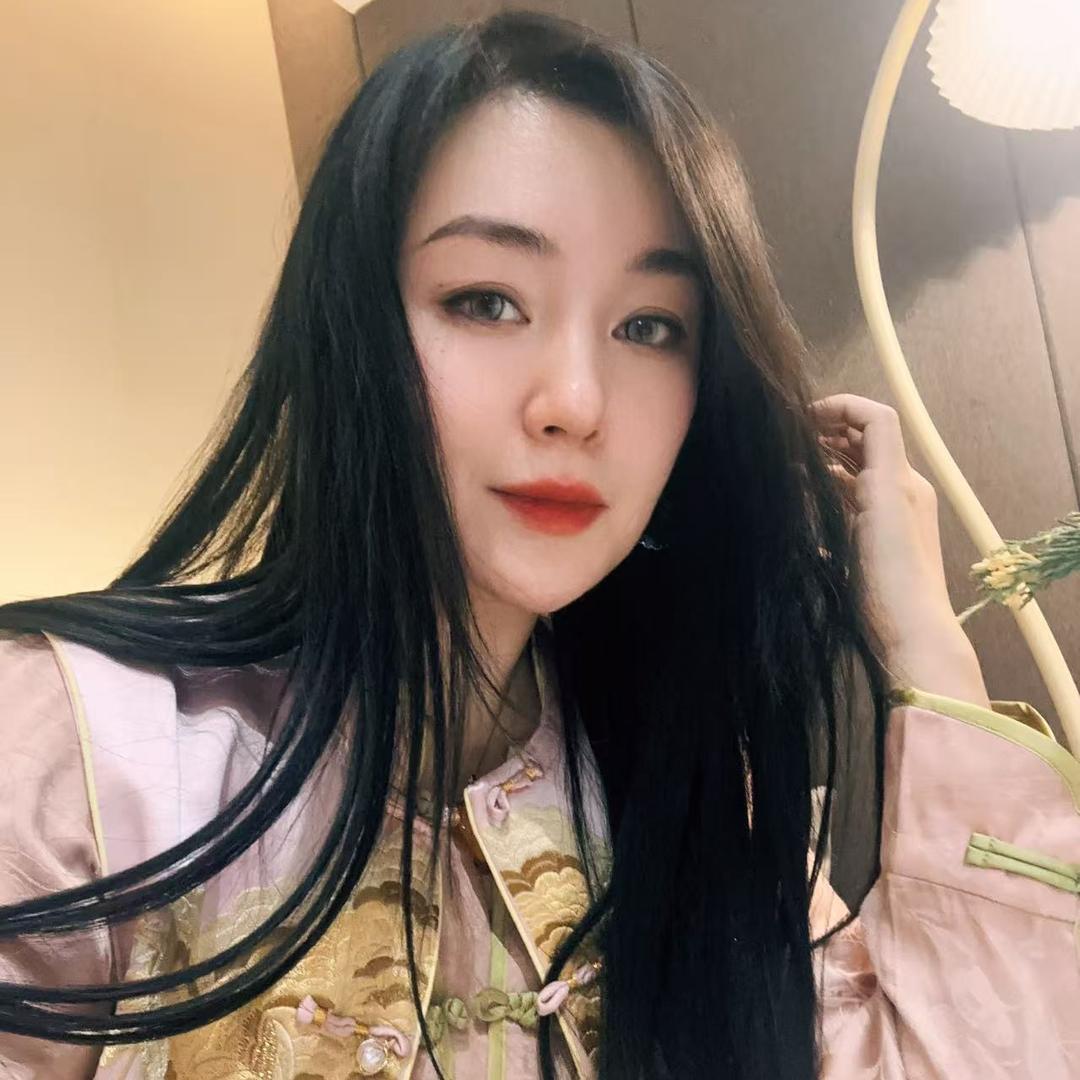 雲卿上品高端女装折扣
