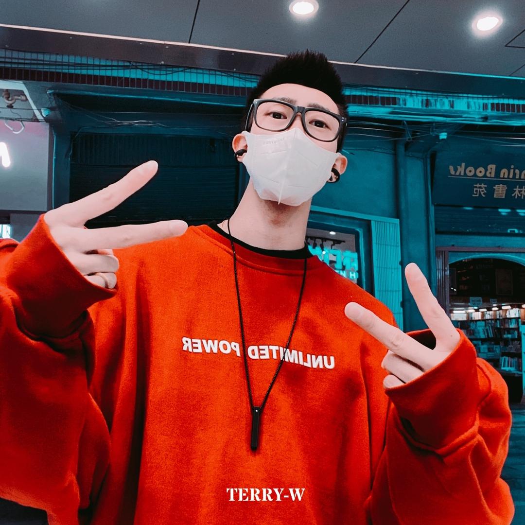 小腹肌欧巴