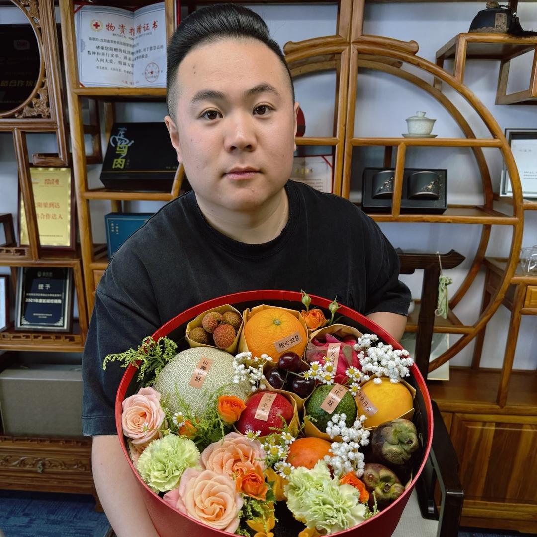 鲲鯩說小庆河蟹