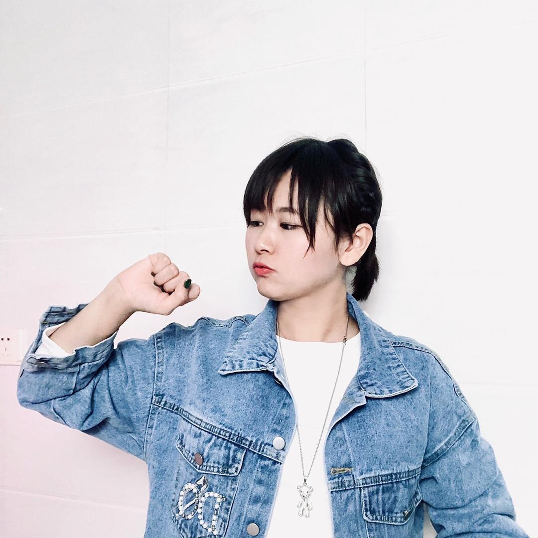 白白朋友圈