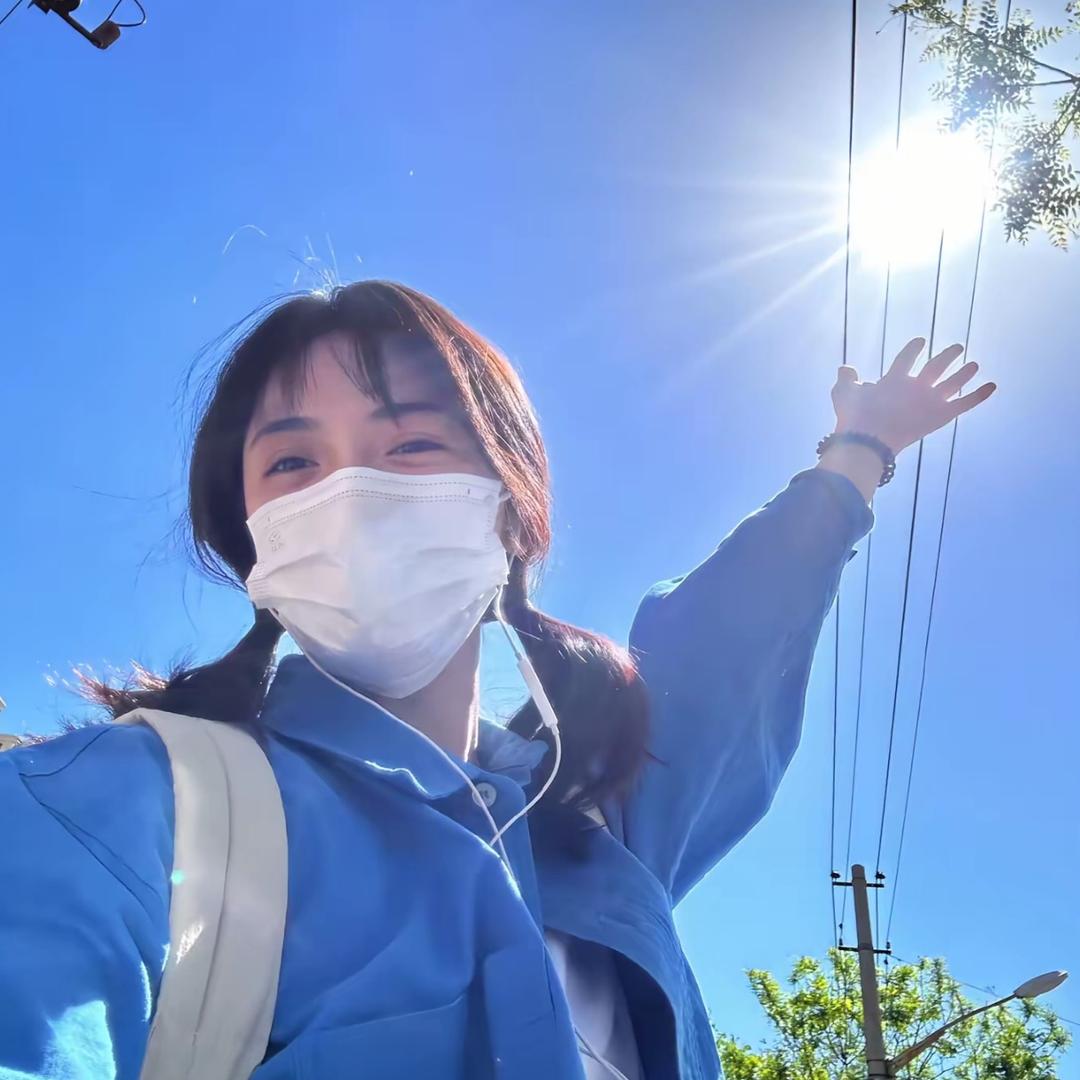 七月˘