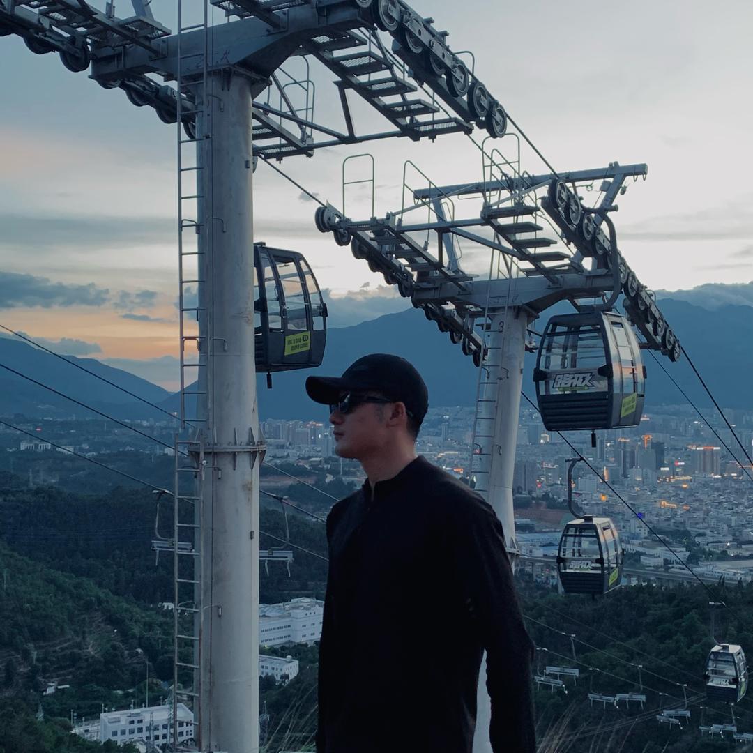 黄山陪爬
