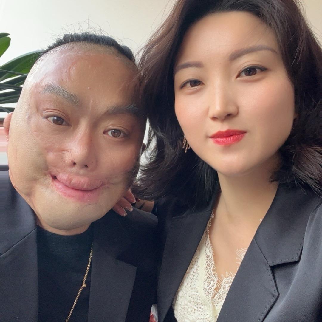 峰哥夫妇 （往事如峰 ）