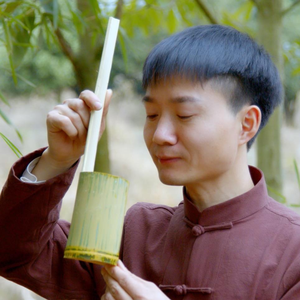 何艺东