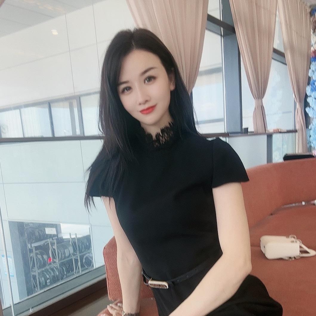 依依💕