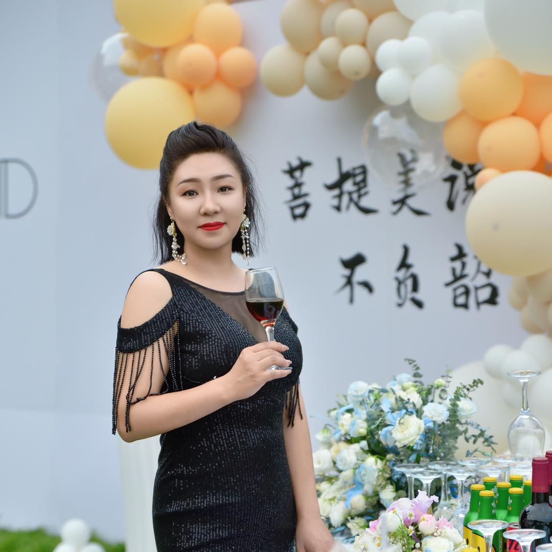 菩提美说无创抗衰执行CEO娜娜