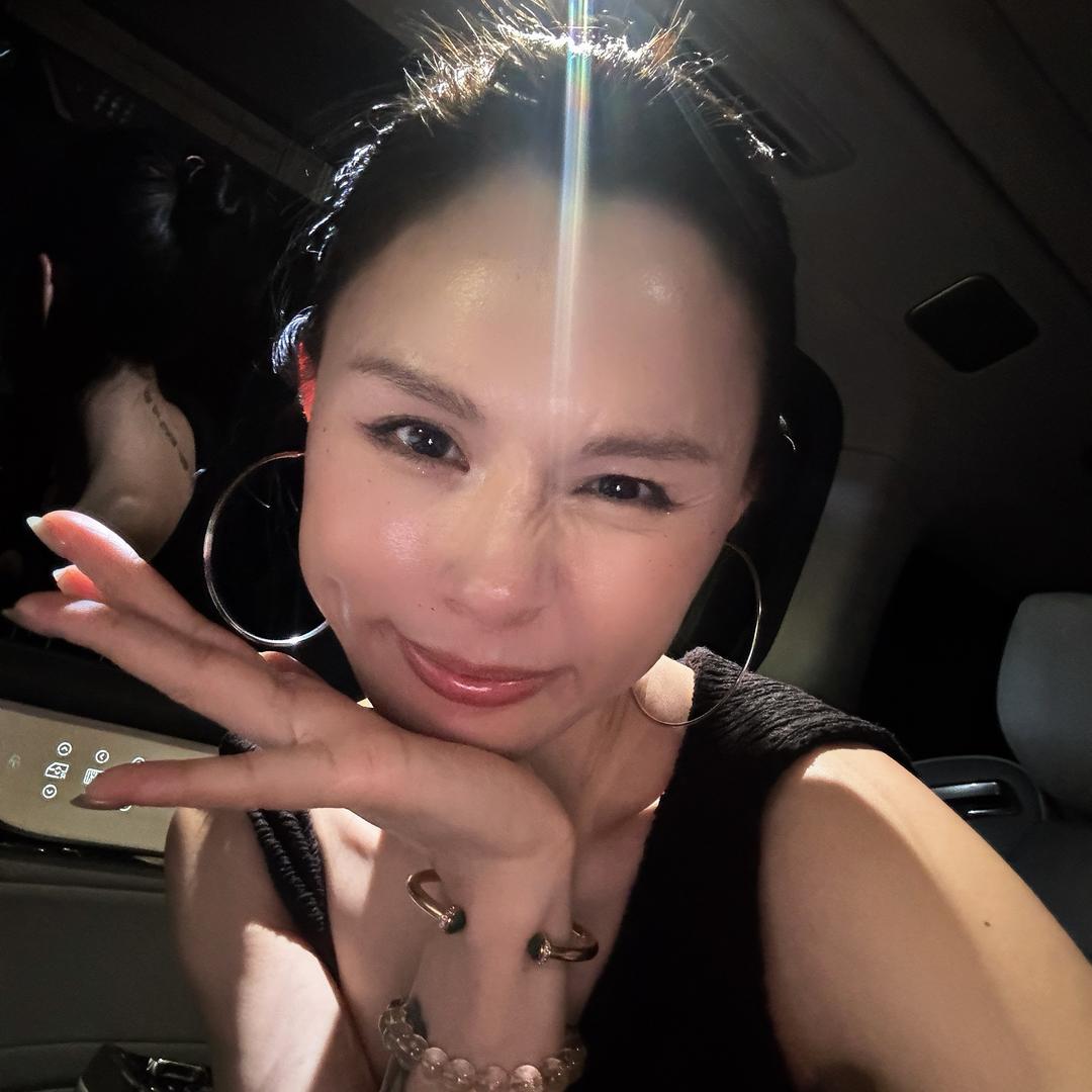 Tayls言西早