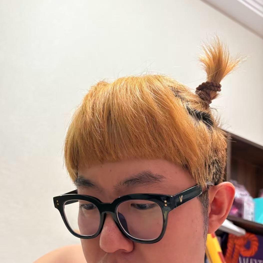 爵士男高