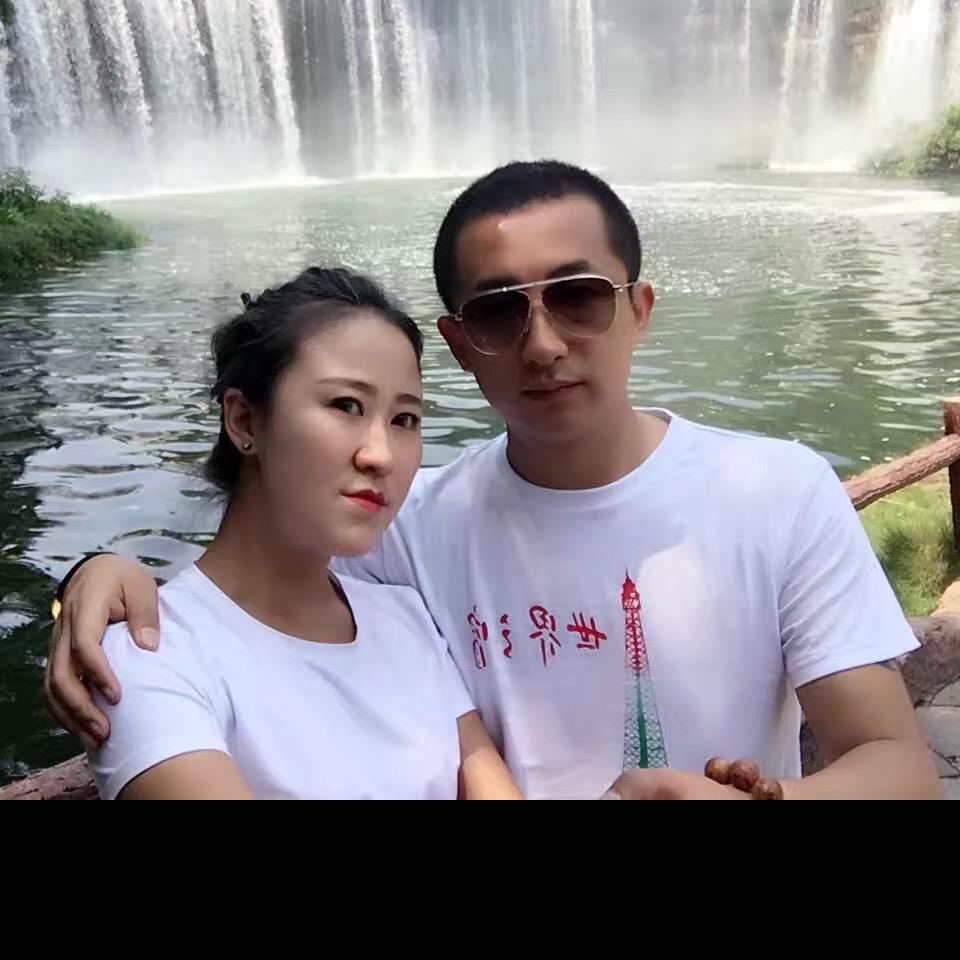 月.