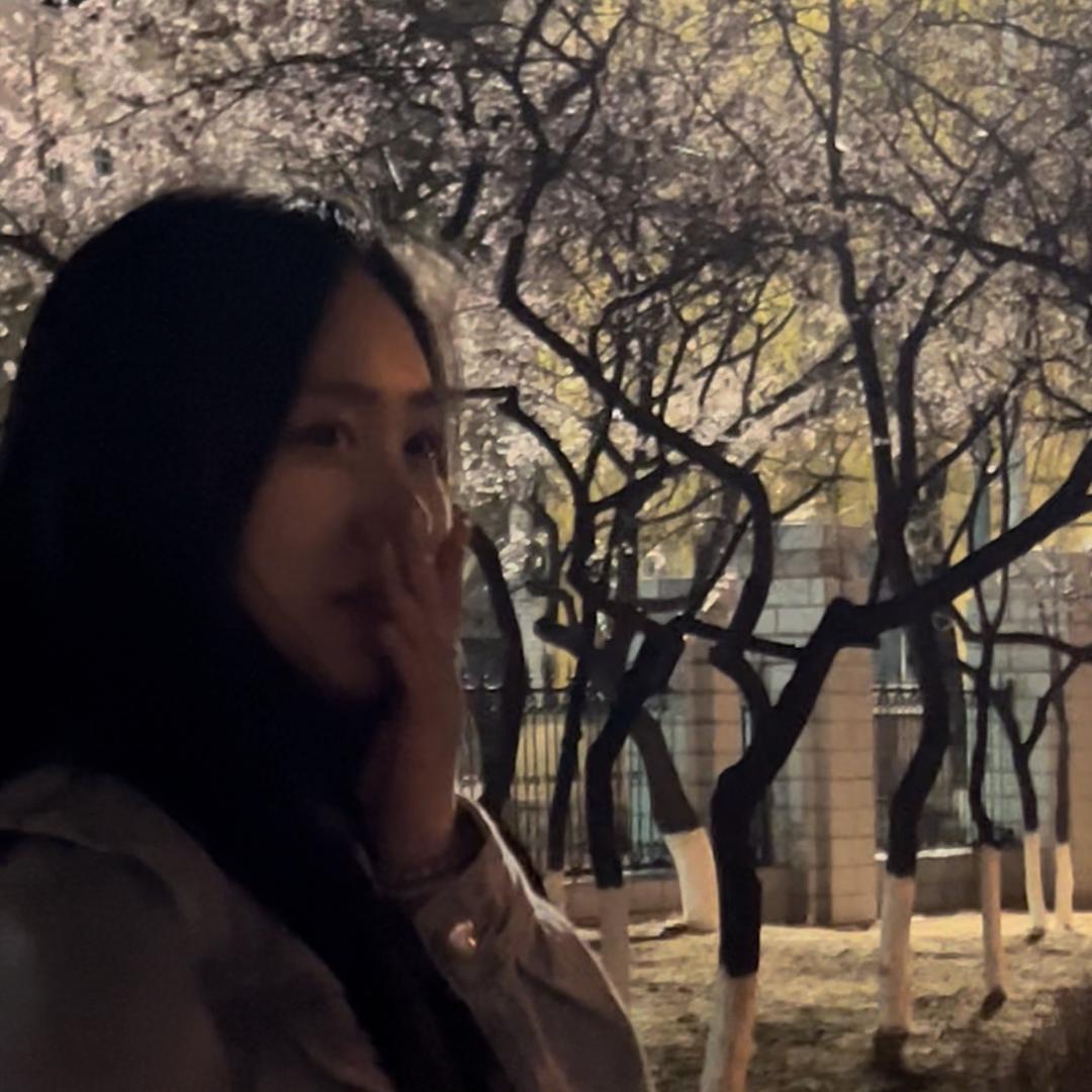 懒🐑🐑.