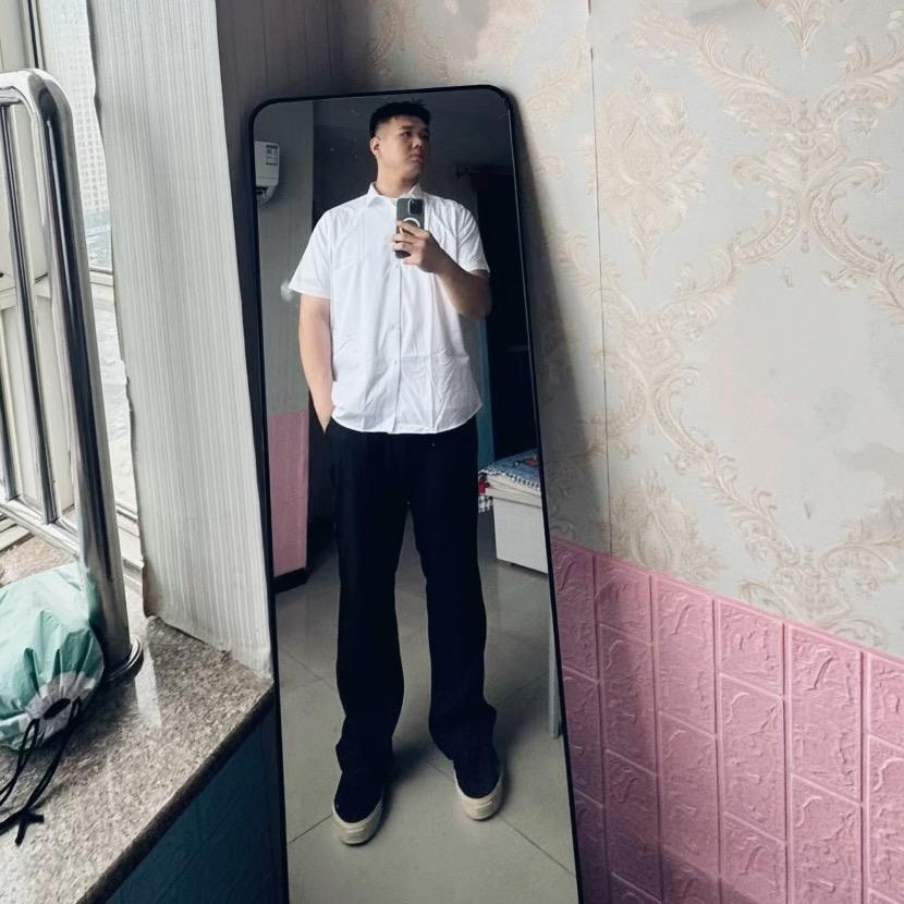 傍晚汽车李禹辰
