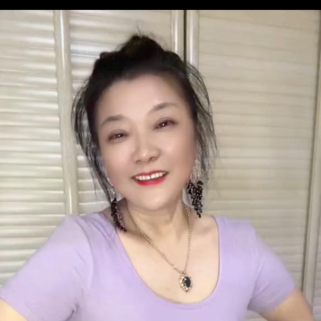 梁十三荷乡味道