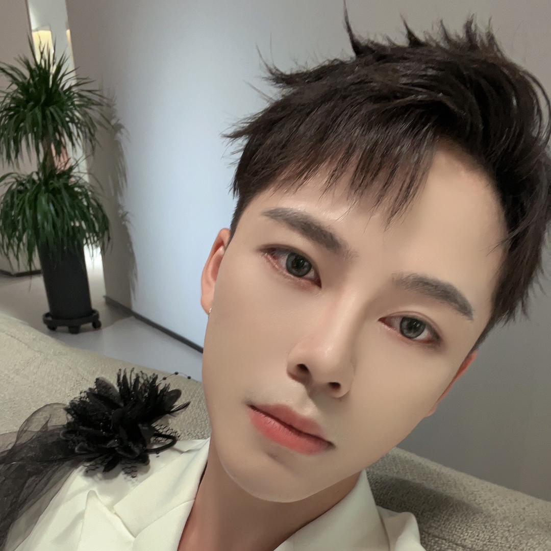 李聃聃