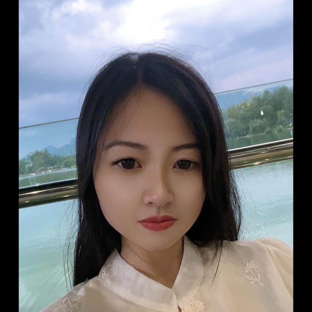 热爱有氧运动的小姐姐