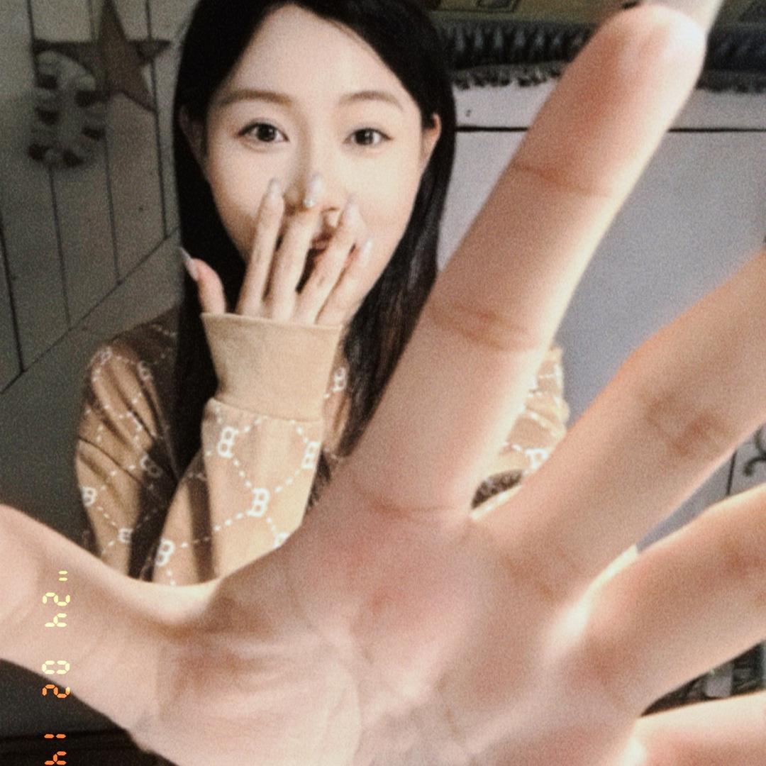 你脸红什么