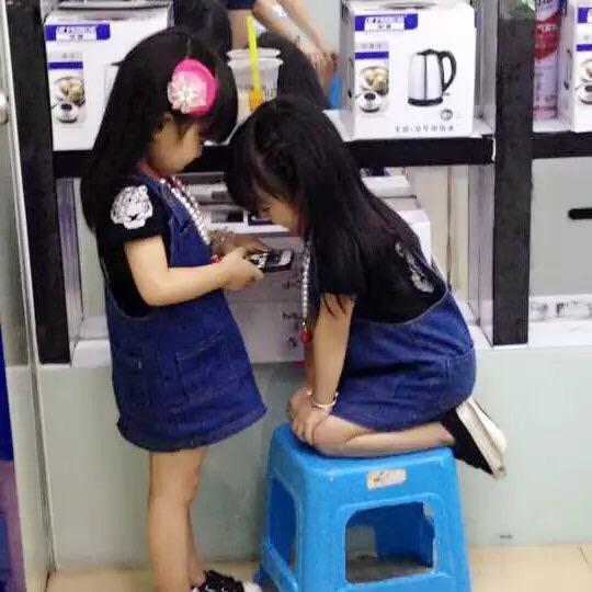 简简单单双胞胎