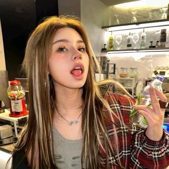 🌙 月亮与六便士.