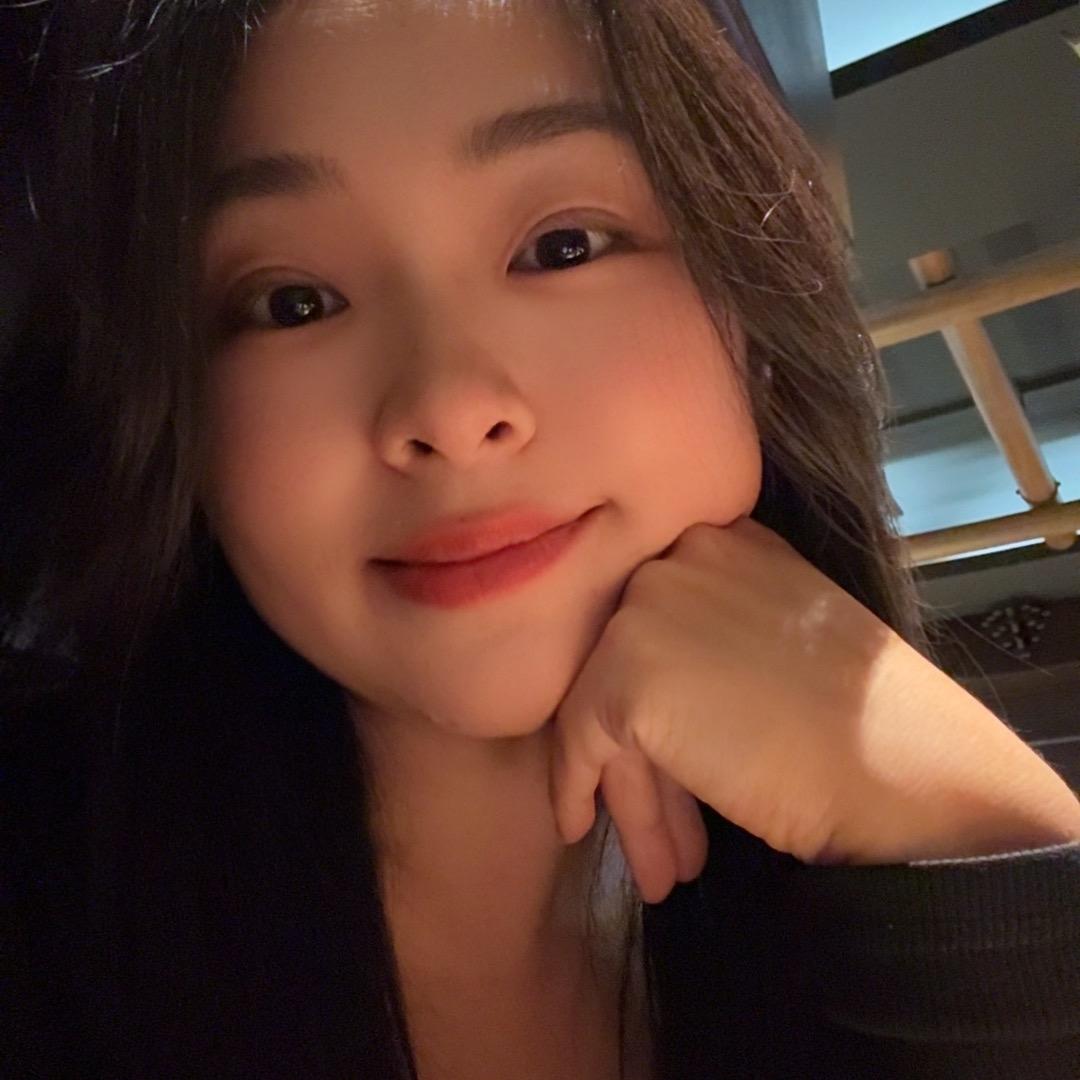 爱吃冰女孩 小毅