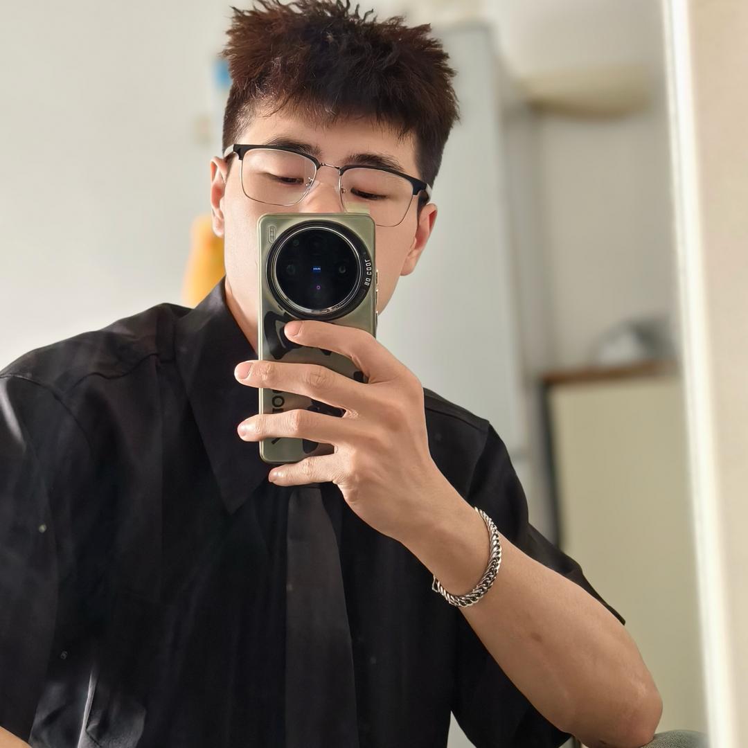 罗老师（重庆机车约拍📸）