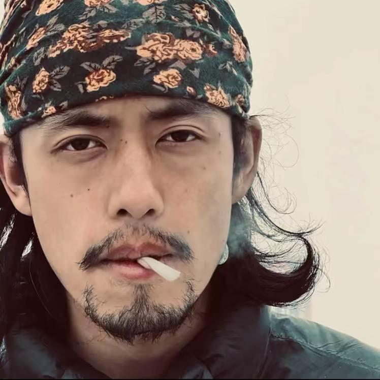 青蒙人、
