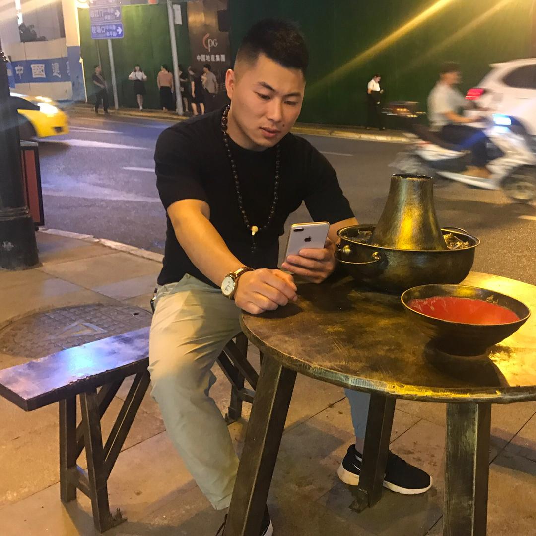 郑啊哥....@