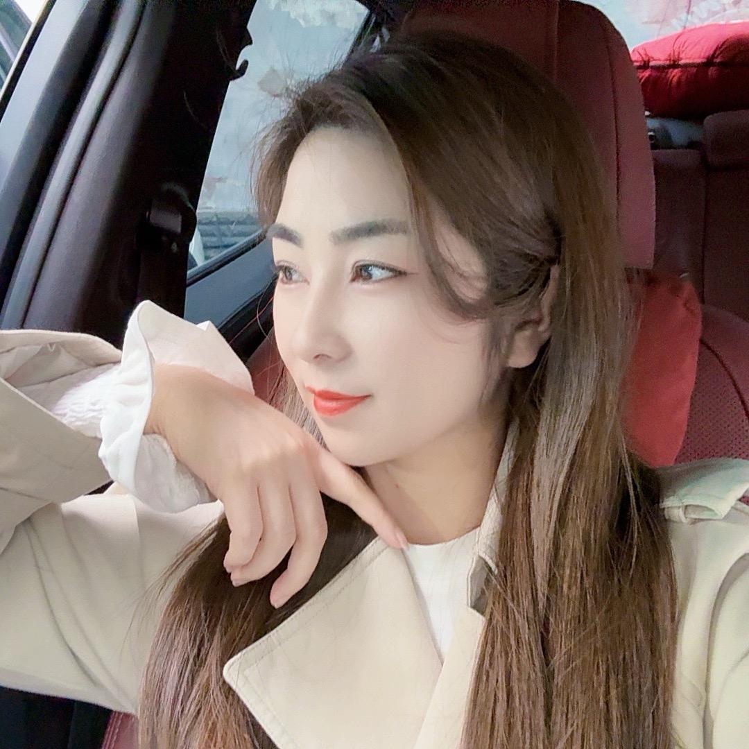 小玉儿。
