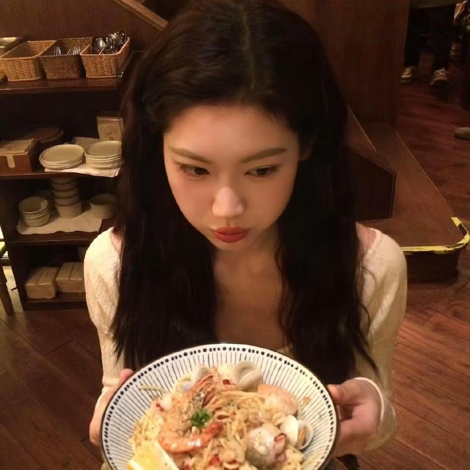 泡芙小姐