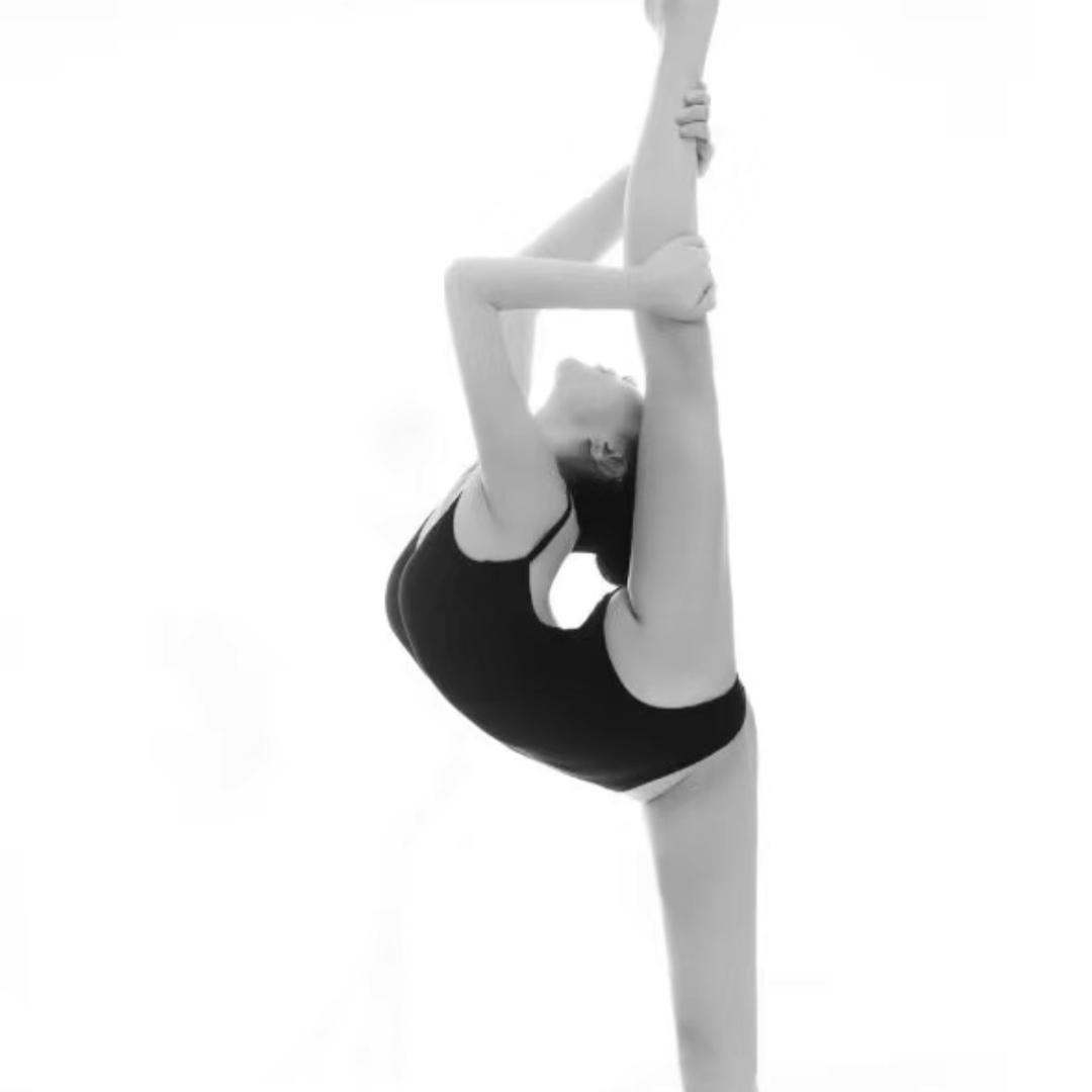 -腾越艺术培训学校