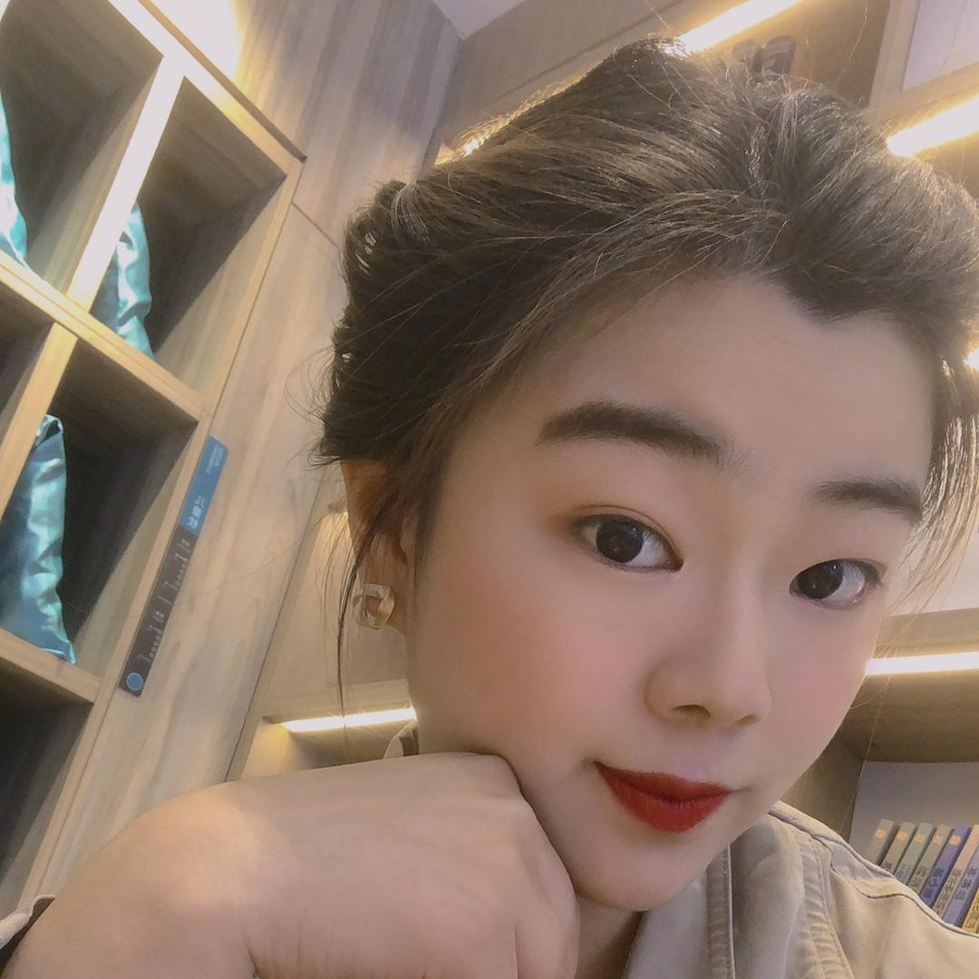 初九🙂
