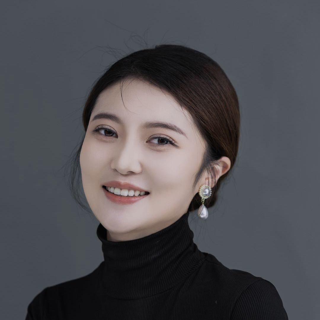 昭通市世纪之艺播音主持阳阳