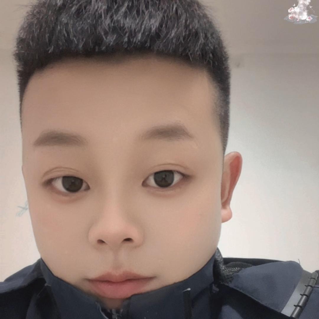 李拜天