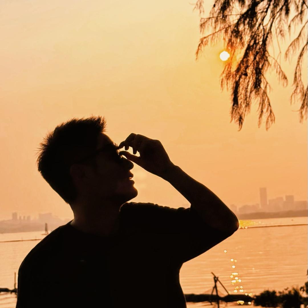 爱吃橘子的小牛牛