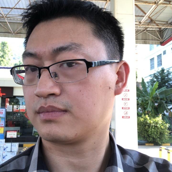 设计师酒店（平南县人民医院店）店长