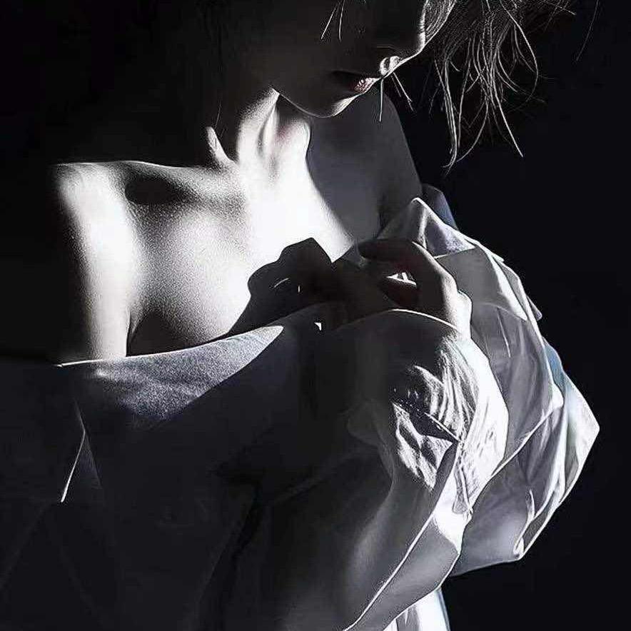 小芹睡不醒