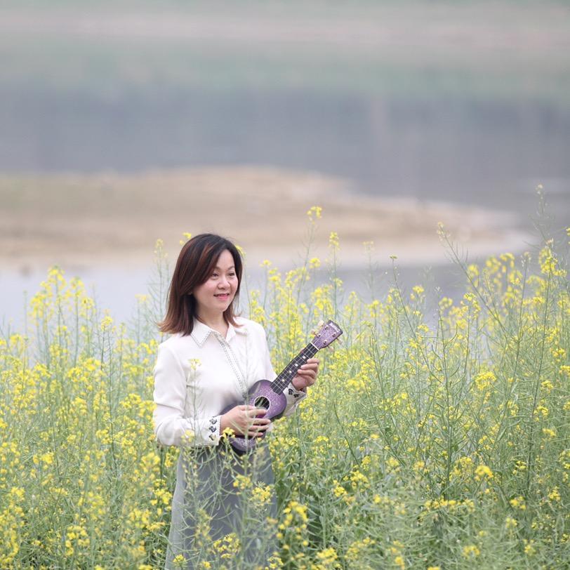 Lily李