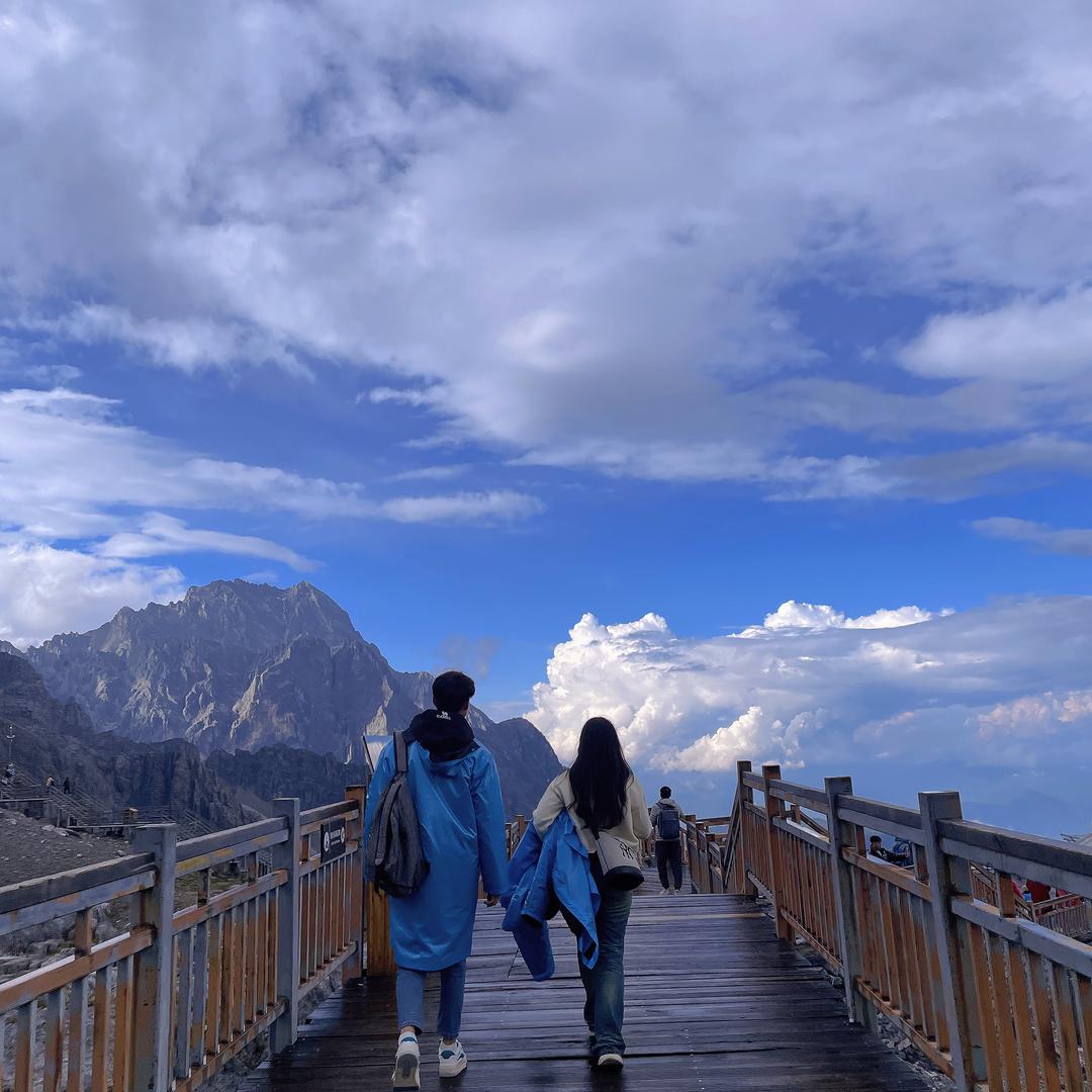 A.小周严选（杭州房产）