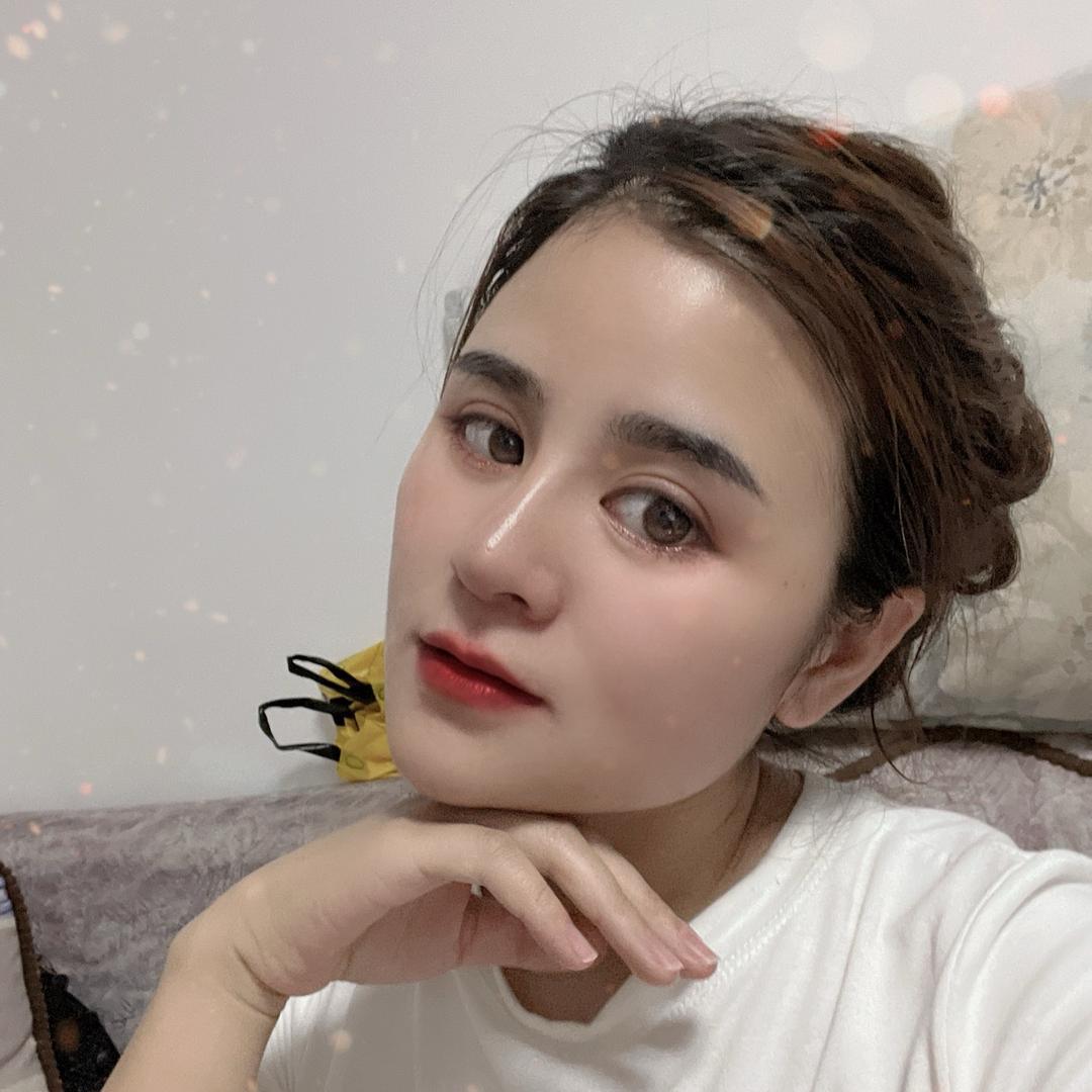 刘大姐 。