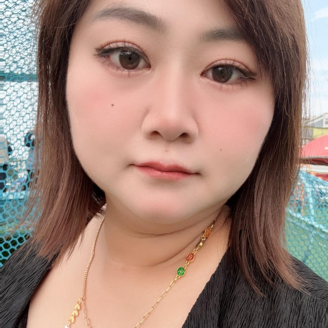 春夏秋冬女装青年宫店