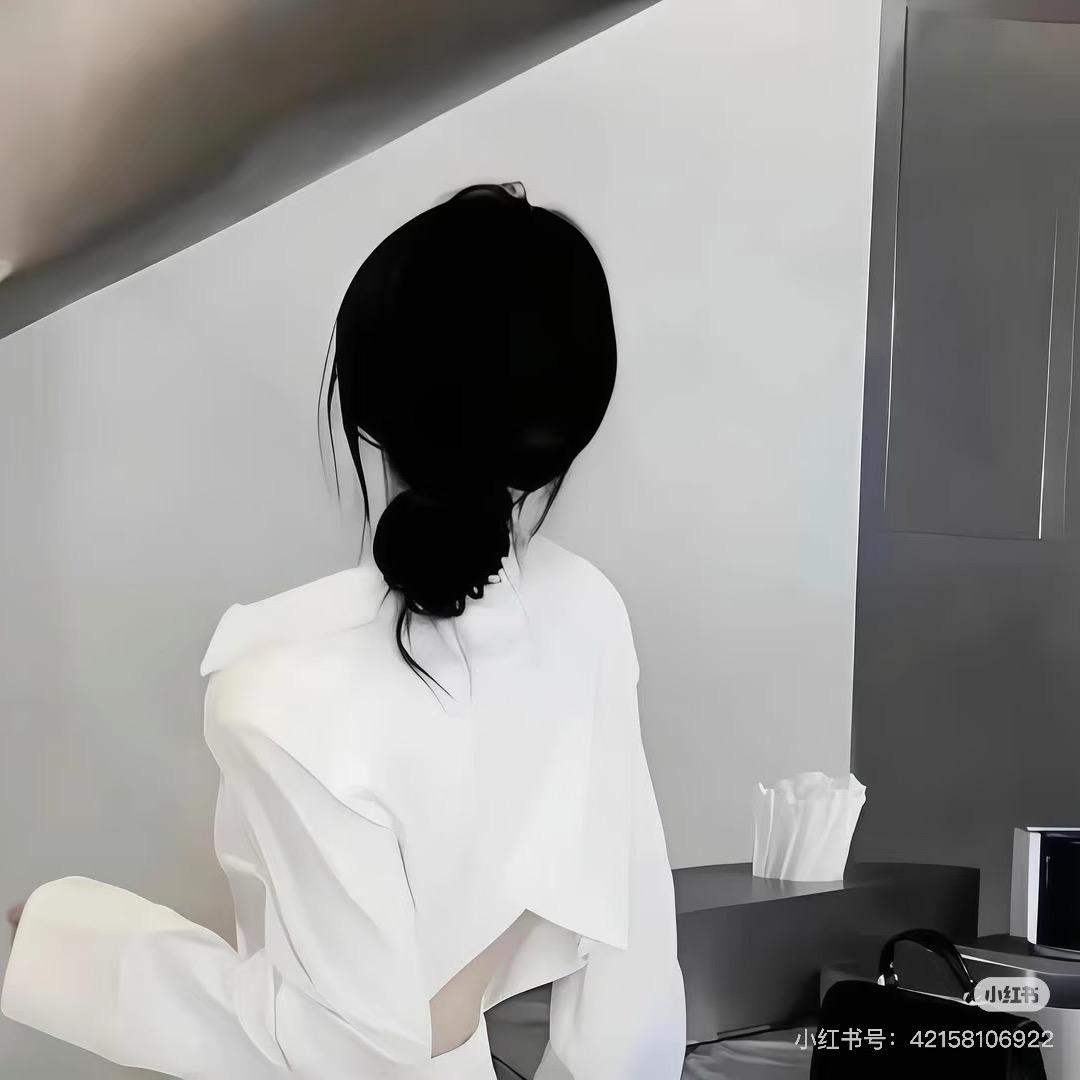 广州女装尾货批发 素颜服饰