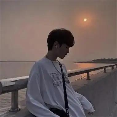 要做发光的星星💫