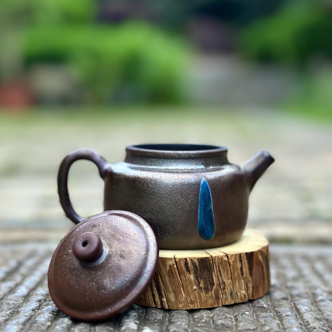 建水县五色土乐陶坊的小店个体店愿听陶说