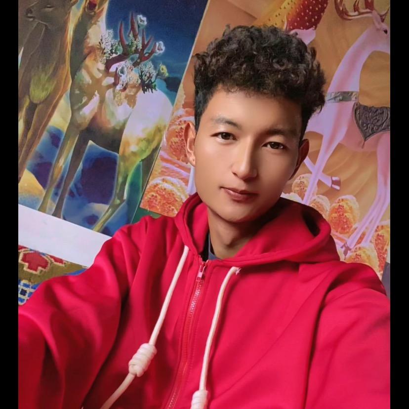 西藏拉萨藏元素裴饰公司（员工扎西）